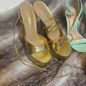 Assortment of designer and brand name heels!